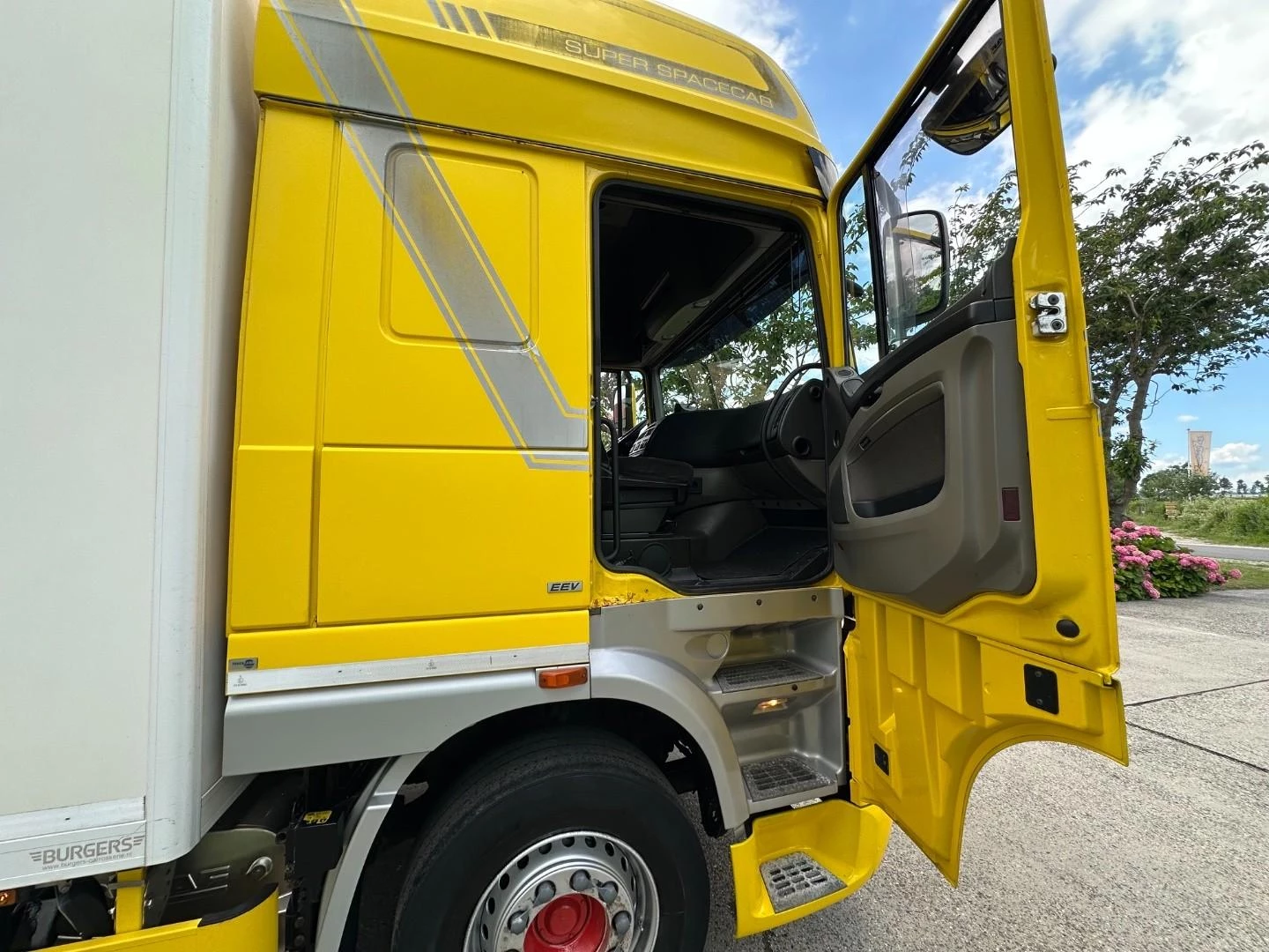 DAF FA XF105 2012 afbeelding 24