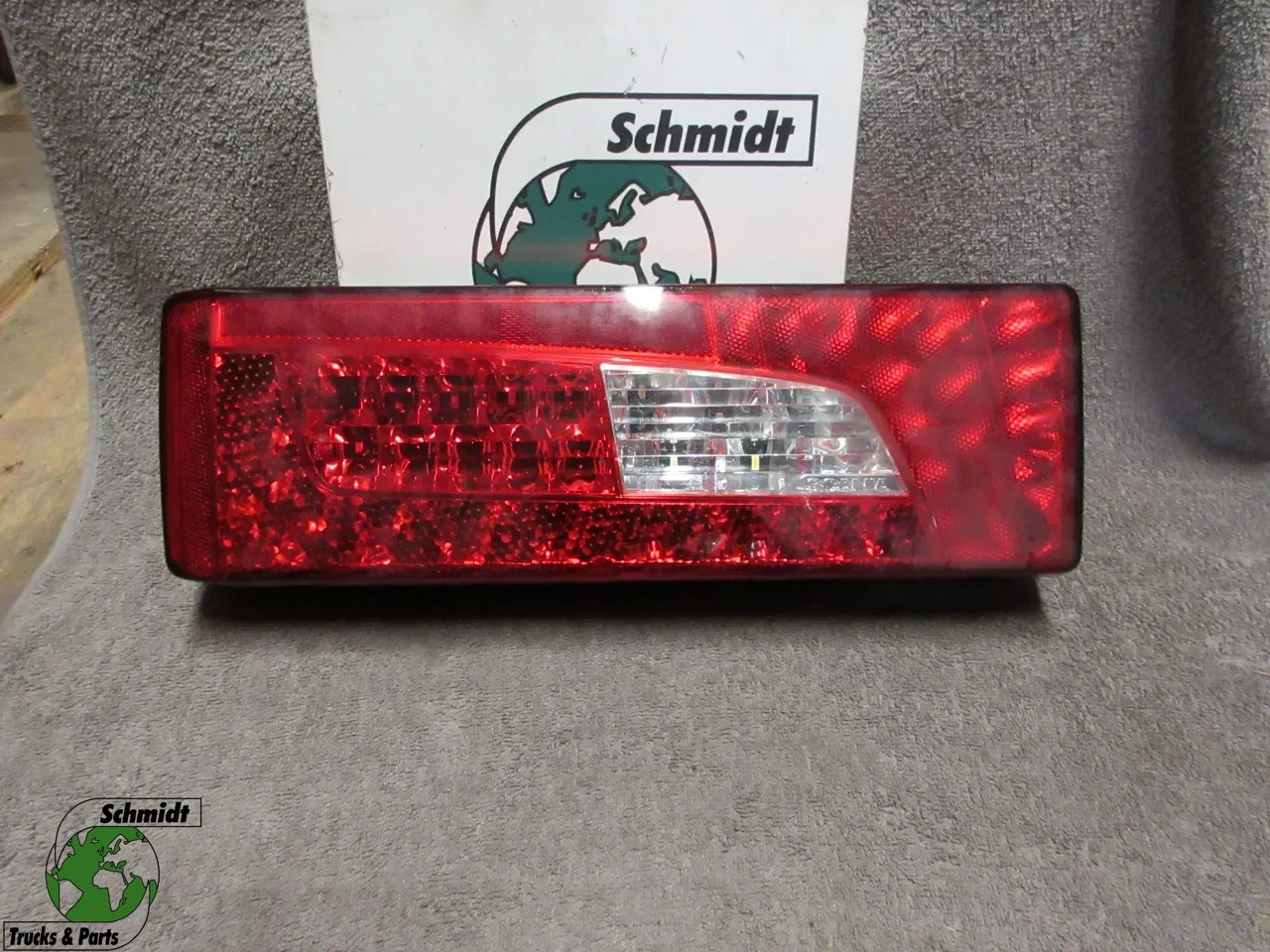 Scania - 2241860 LED ACHTERLAMP SCANIA MODEL 2020 LINKS изображение 1
