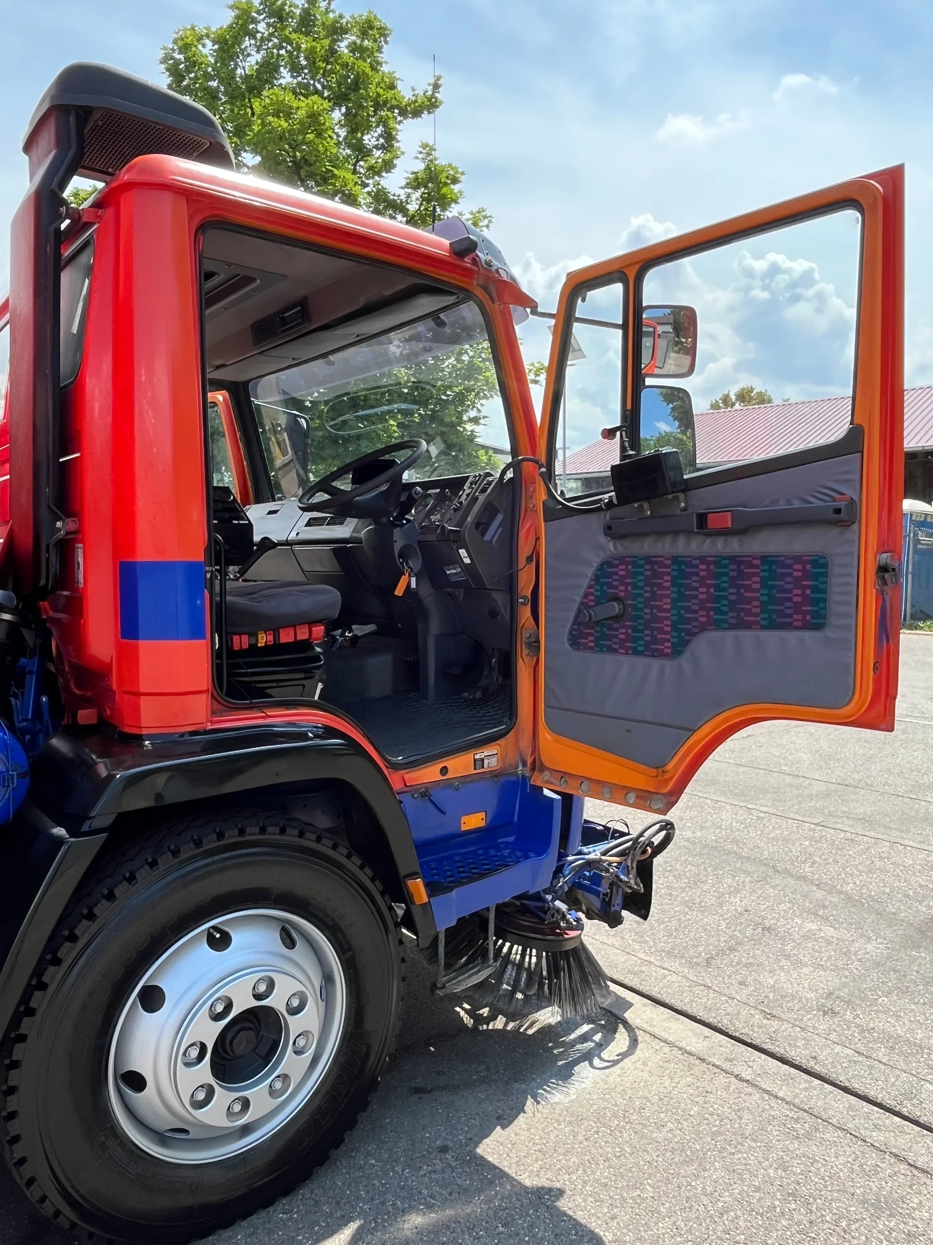 Mercedes-Benz 1317 2000 - KO, Kehrmaschine, Straßenreiniger, selbstf. Arbeitsmaschine afbeelding 17