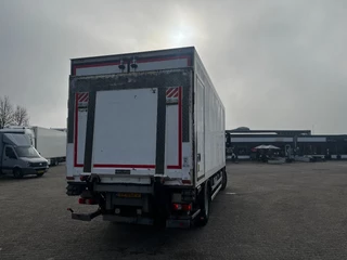 Mercedes-Benz Antos 2016 - Refrigerated Box | Tail Lift | Low mileage | 2016 obrazek 7