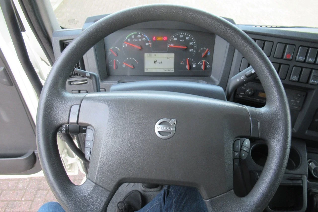 Volvo 240 2021 - FL Schuifzeil + Klep 1500 kg Euro 6 zdjęcie 7