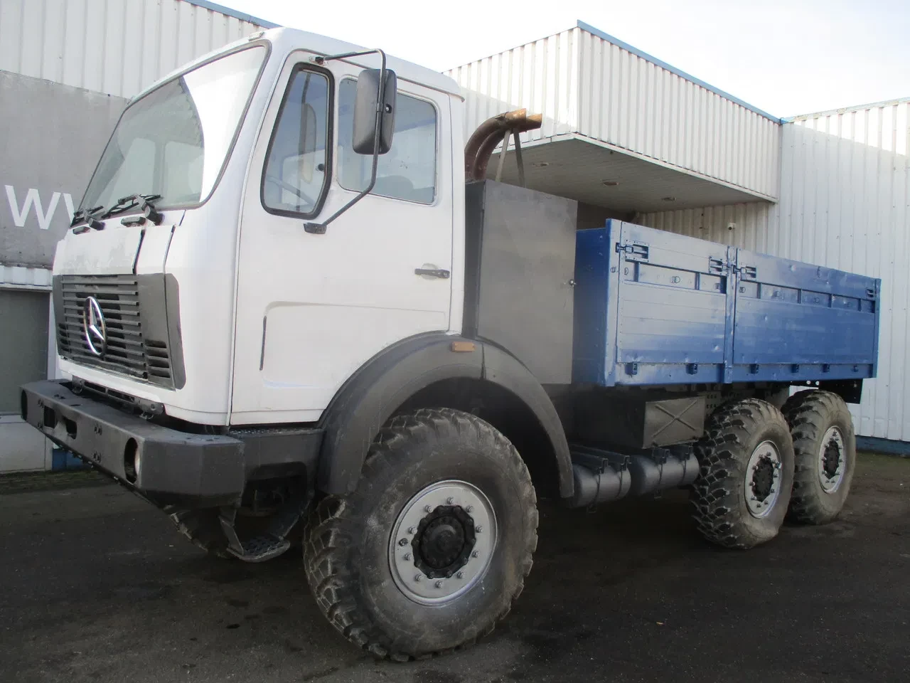 Mercedes-Benz 1984 - FAP 2026 , V8 , 6x6 , ZF Manual , Spring suspension, Ex army afbeelding 1