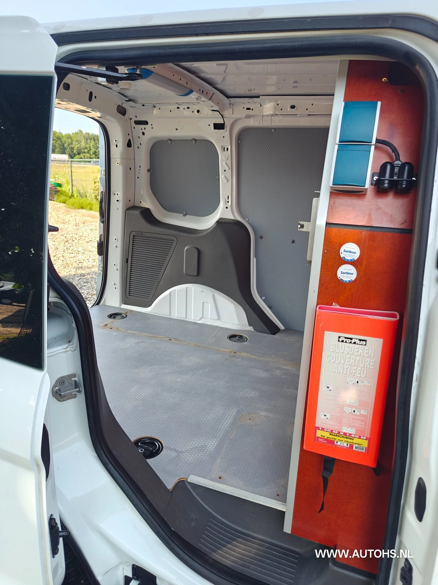 Ford Transit Connect 2020 - 1.5 EcoBlue L1 Trend , Euro 6 , Apk juli 2027 , airco, 1e Eig , Ex overheid bus , in pracht staat. image 20