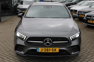 Mercedes-Benz A-Class 2020 - 250e AUT8 AMG Limited NIGHT PAKKET SFEER DISTRONIC CARPLAY obrazek 7