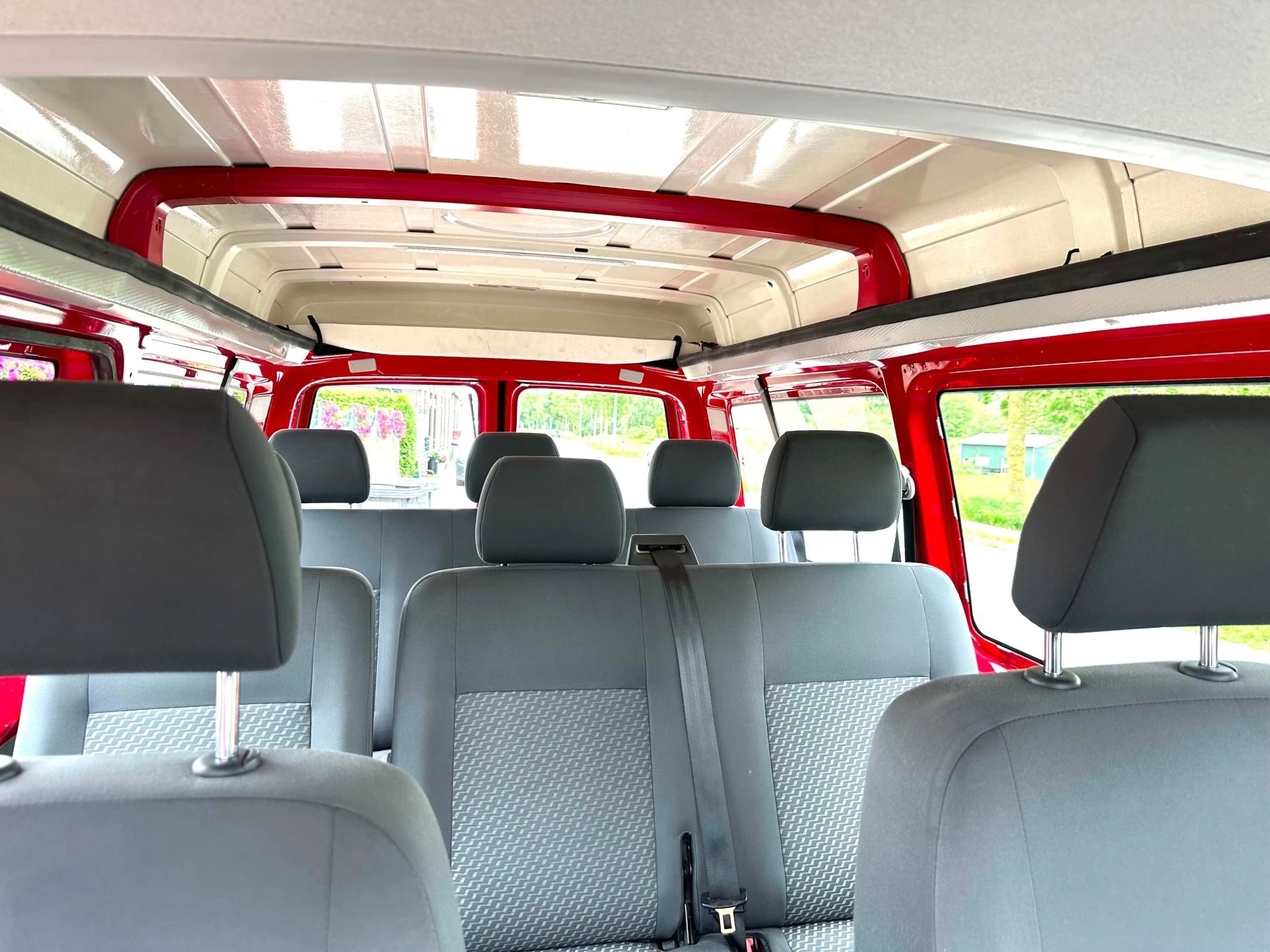 Volkswagen Transporter 2012 - Kombi 2.0 TDI L2H2 9 Persoons Automaat Marge 140 PK afbeelding 44