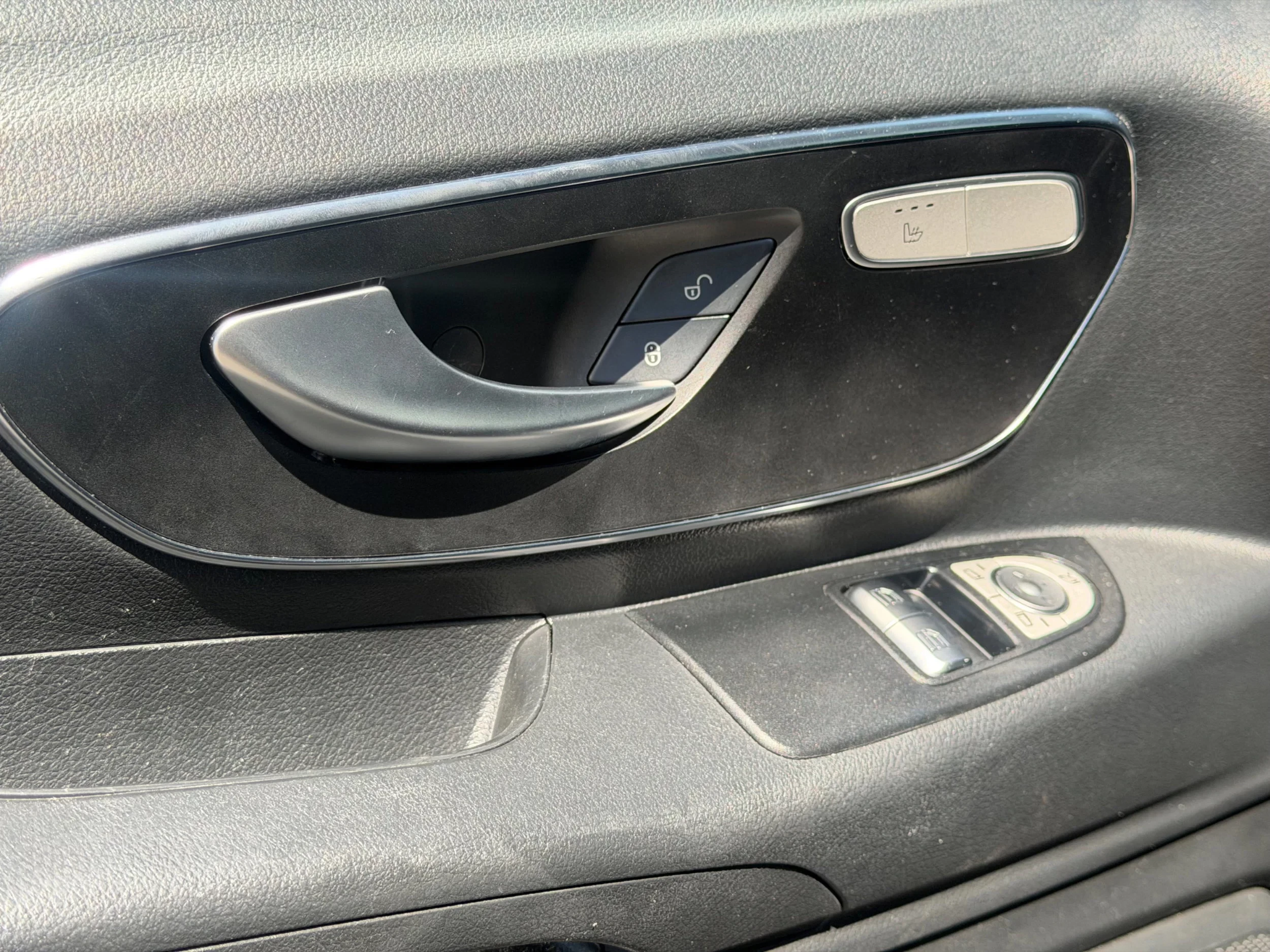 Mercedes-Benz Vito 2022 - TOURER 124CDI Dubbelcabine Dubbelschuifdeur Automaat Airco Navi Cruisecontrol Leder 240PK imagem 15