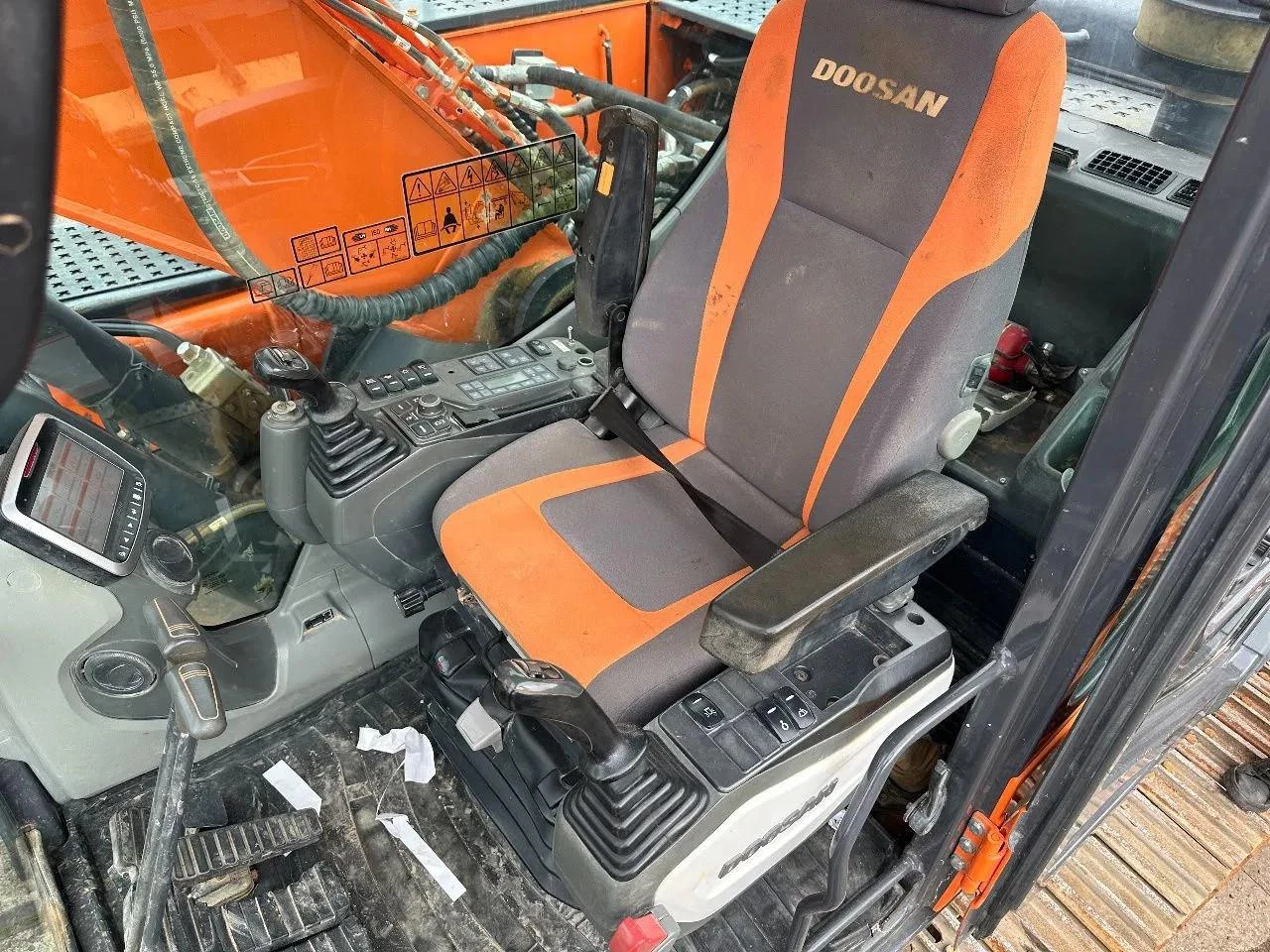 Doosan DX235LC 5 2019 zdjęcie 15