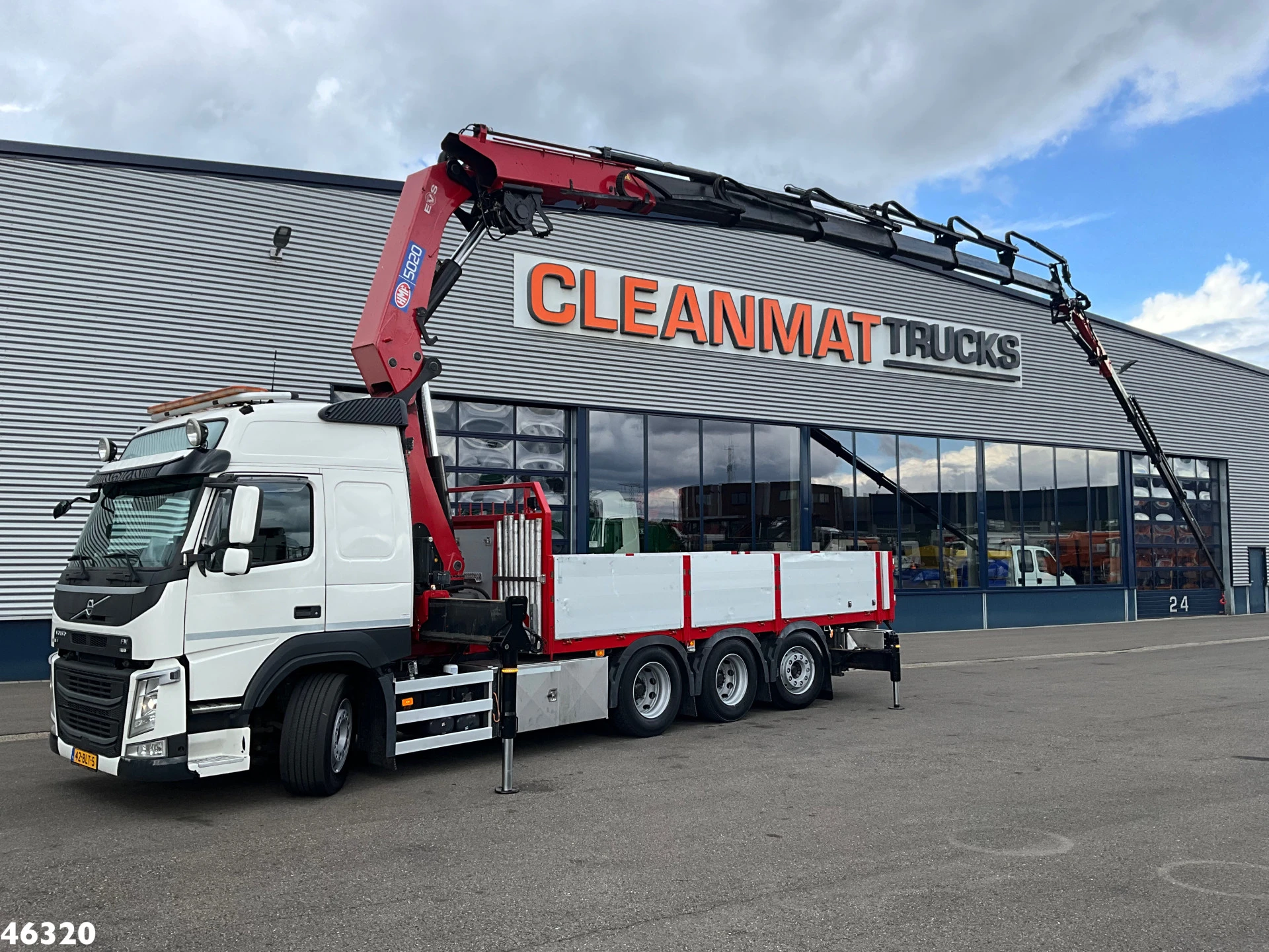 Volvo FM 500 Euro 6 HMF 50 Tonmeter laadkraan + Fly-Jib! Just 173.280 km! 2019 afbeelding 1