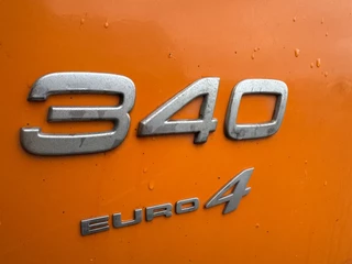 Volvo 340 2009 - FM 6X2 DHOLLANDIA 2000 KG CURTAINS image 12