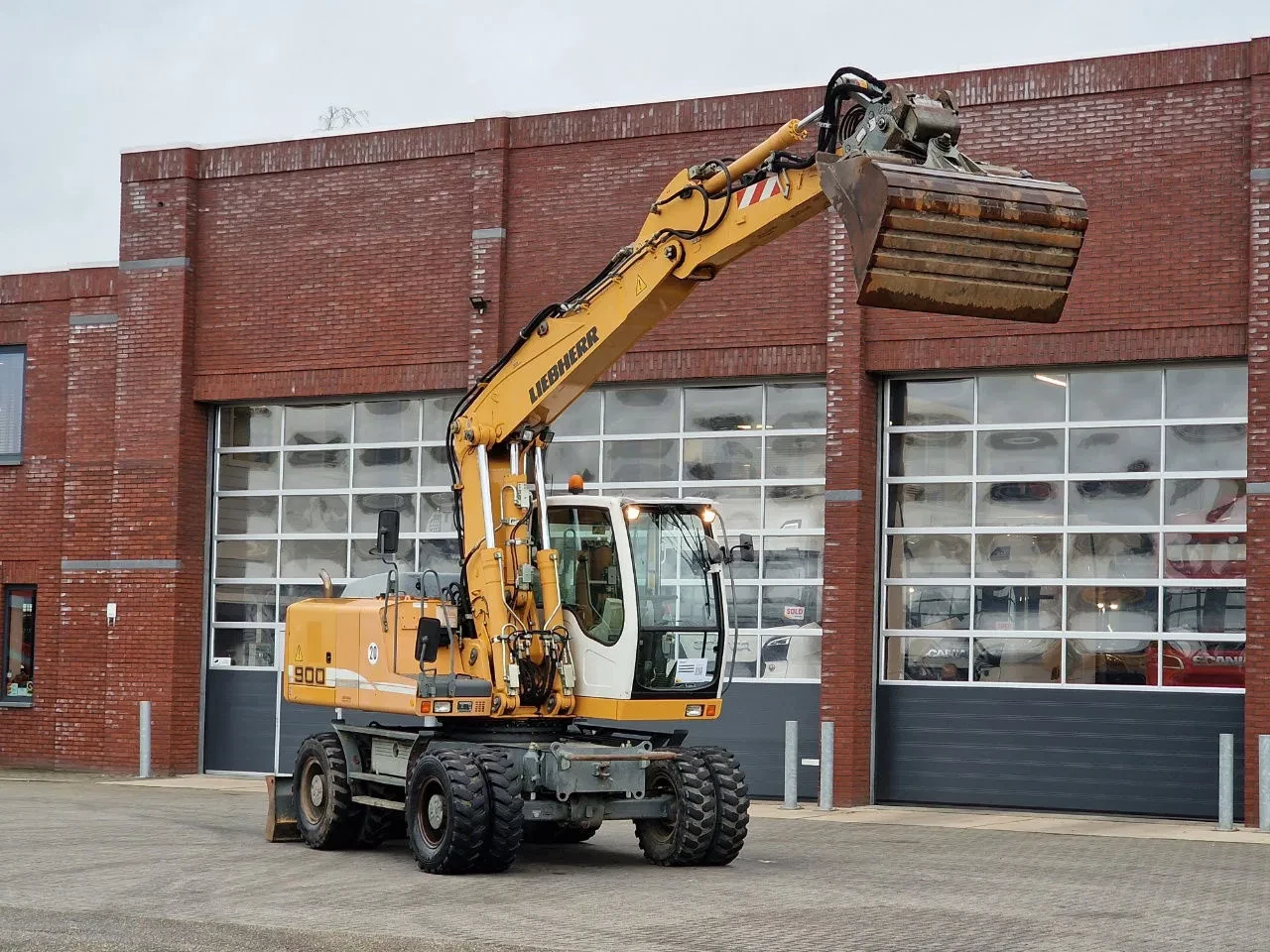 Liebherr 2009 - A900C - 95 KW - Central Greasing - imagem 25