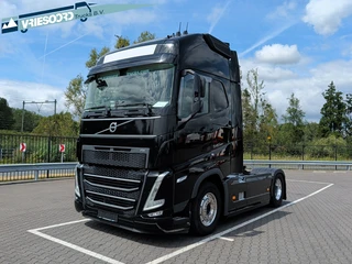 Volvo FH 2022 - 500 PK XL CABINE Euro 6 WITH RETARDER te koop