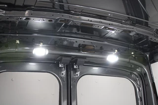 Ford Transit 2024 - 350 2.0 TDCI L2H2 Trend 130pk - Facelift - 2x Schuifdeur - Adaptive Cruise - Navigatie - Blind Spot - 360 Camera - Stoel - Stuurverwarming - Rijklaar obrazek 32