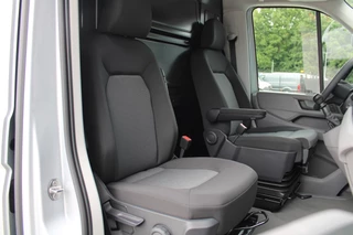 Volkswagen Crafter 2024 - 30 2.0 TDI L3H3 140pk - Navigatie - DAB - Geveerde Stoel - Camera - Carplay - Rijklaar obrazek 9