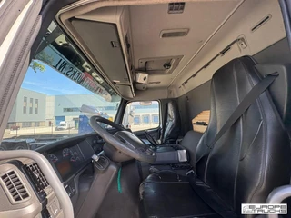 Volvo FM 420 2004 - N/A obrazek 10