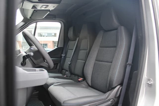 Renault Master 2024 - T35 2.0 dCi 170pk L2H2 Extra - Navigatie - Camera - 270 gr deuren - Parkeersensoren - Draadloos laden - Rijklaar image 15