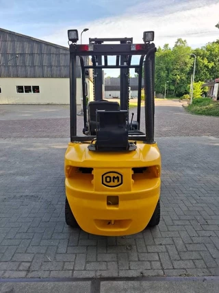 OM N/A 2010 - XG30 Heftruck obrazek 3
