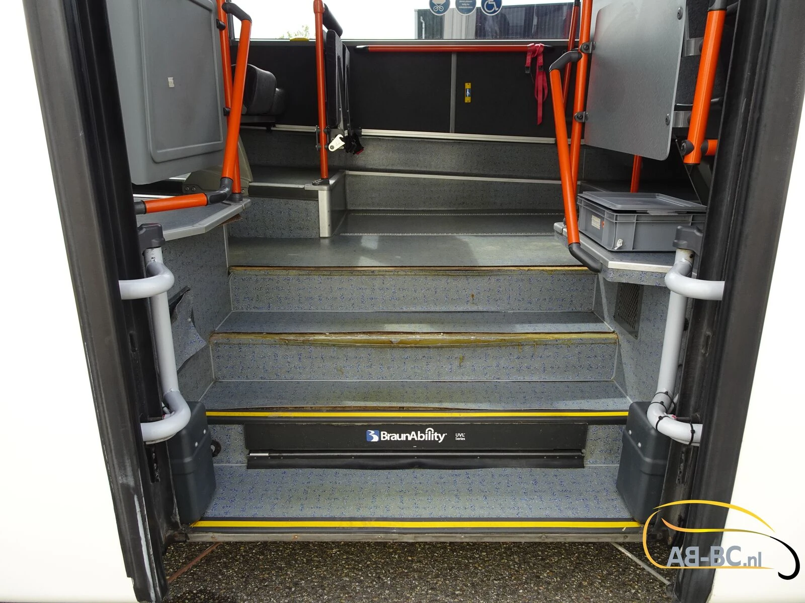 Mercedes-Benz Intouro 49 Seats Liftbus EURO 6 2016 afbeelding 30