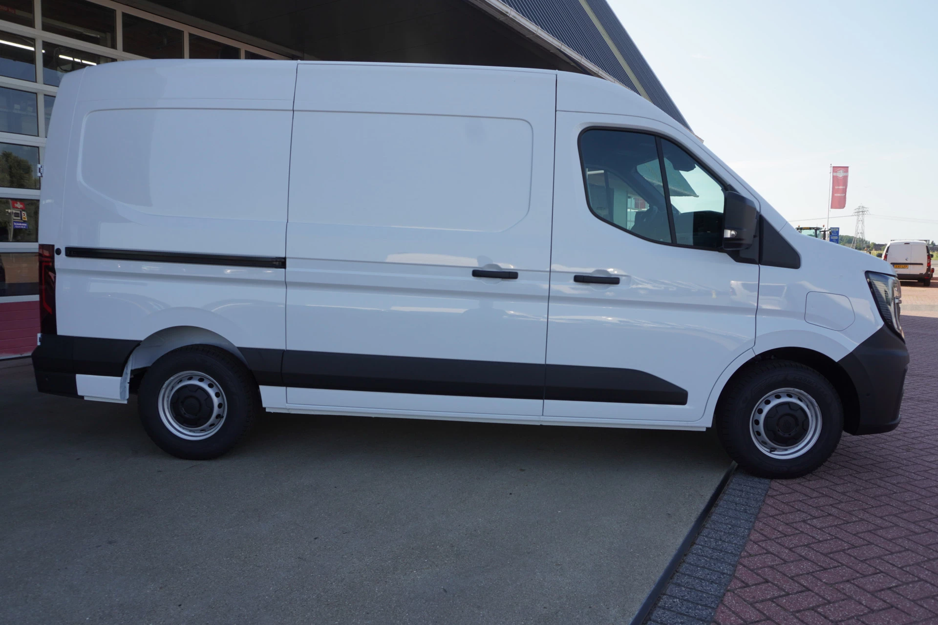 Renault Master 2026 - E-Tech T35 L2H2 Advance long range 87 kWh 143PK Automaat immagine 3