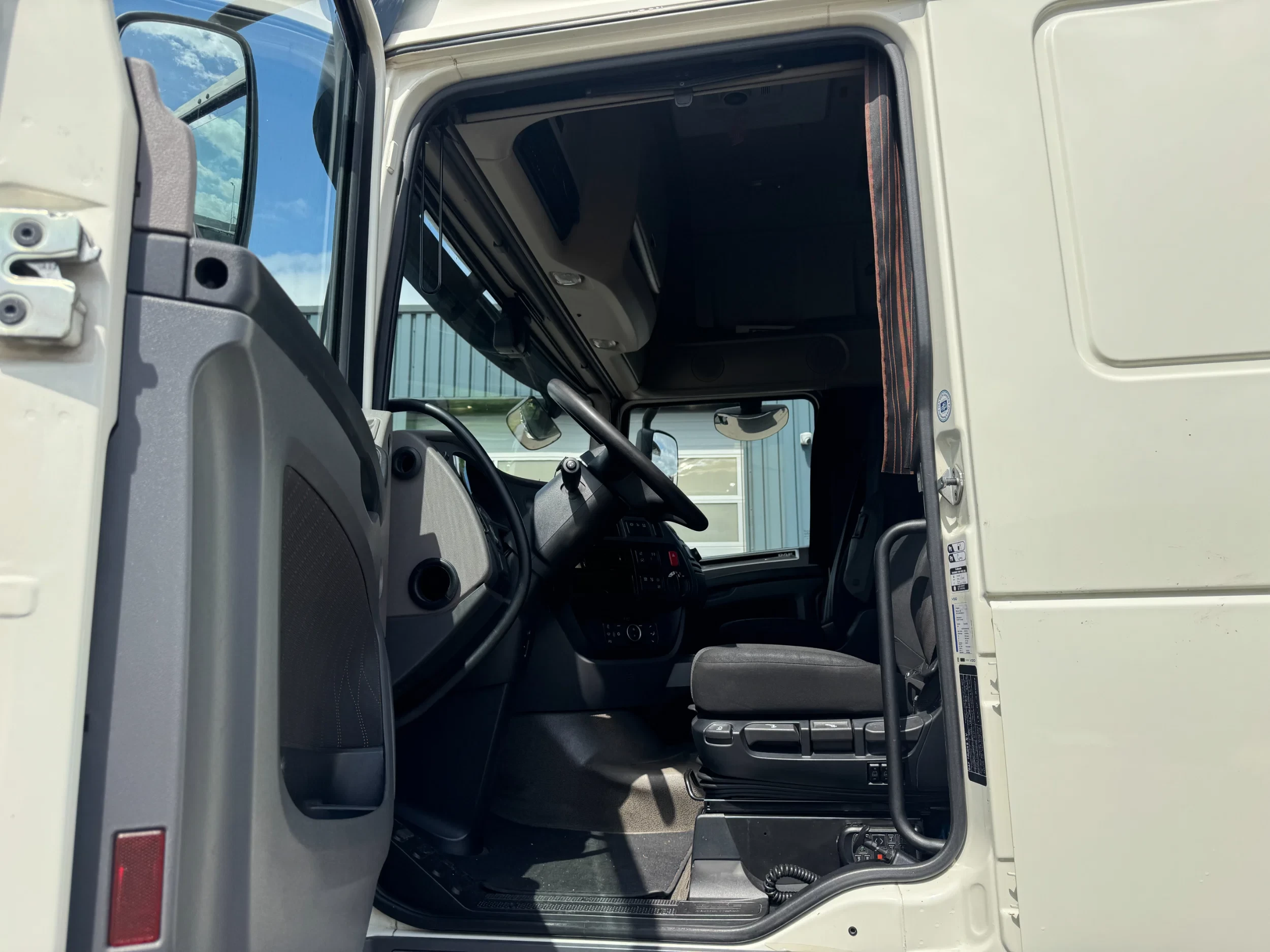 DAF XF480 2020 - SSC Euro 6D Intarder 2 Tank Smart Tacho obrázek 12