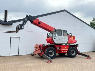 Manitou 2010 - MRT2150 Privilege - Remote Control / 4 Wheel Steer en venta