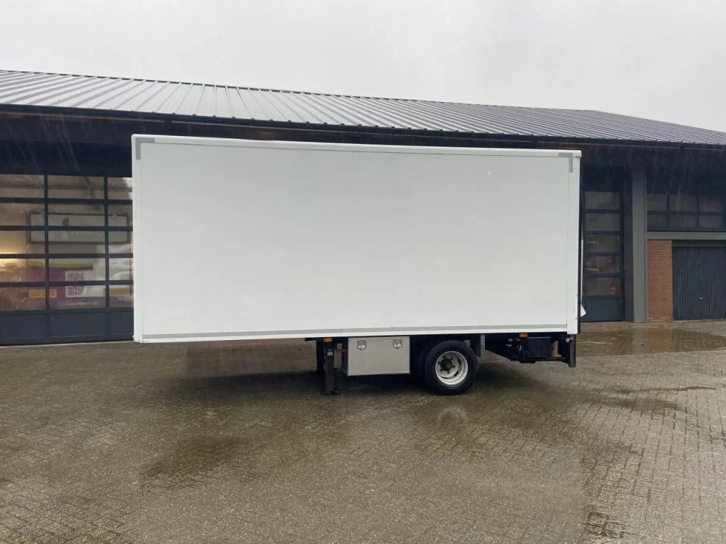 Veldhuizen 2004 - Be oplegger 5.5 ton met laadklep 750 kg obrázek 1