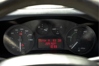 Iveco Daily 2015 - 35S13 L2H1 | 3.5T Trekgewicht | Climate | 3-Zits | Camera | Carplay | Cruise image 15