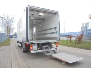 Renault D 2020 - 210 FRIGO MANUAL GEARBOX zdjecie 4