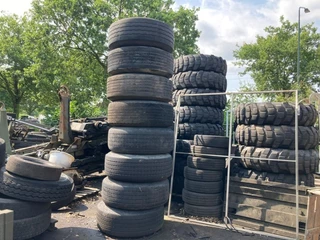 Diverse N/A - 425/65R22.5 image 1