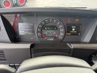 Volvo FH 2016 - 16.750 8X4 EURO 6 HUB REDUCTION 200 TON I PARK COOL DYNAMIC STEERING obrazek 16
