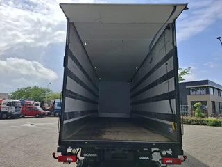 Scania G 2016 - G280 / ONLY:245570 KM / SCHMITZ BOX / PLATFORM / XENON / LWDS / FULL-AIR / AUTOMATIC / EURO-6 / 2016 immagine 6