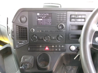 Mercedes-Benz Arocs 3240 2019 - 8X4 KIPPER zdjecie 10