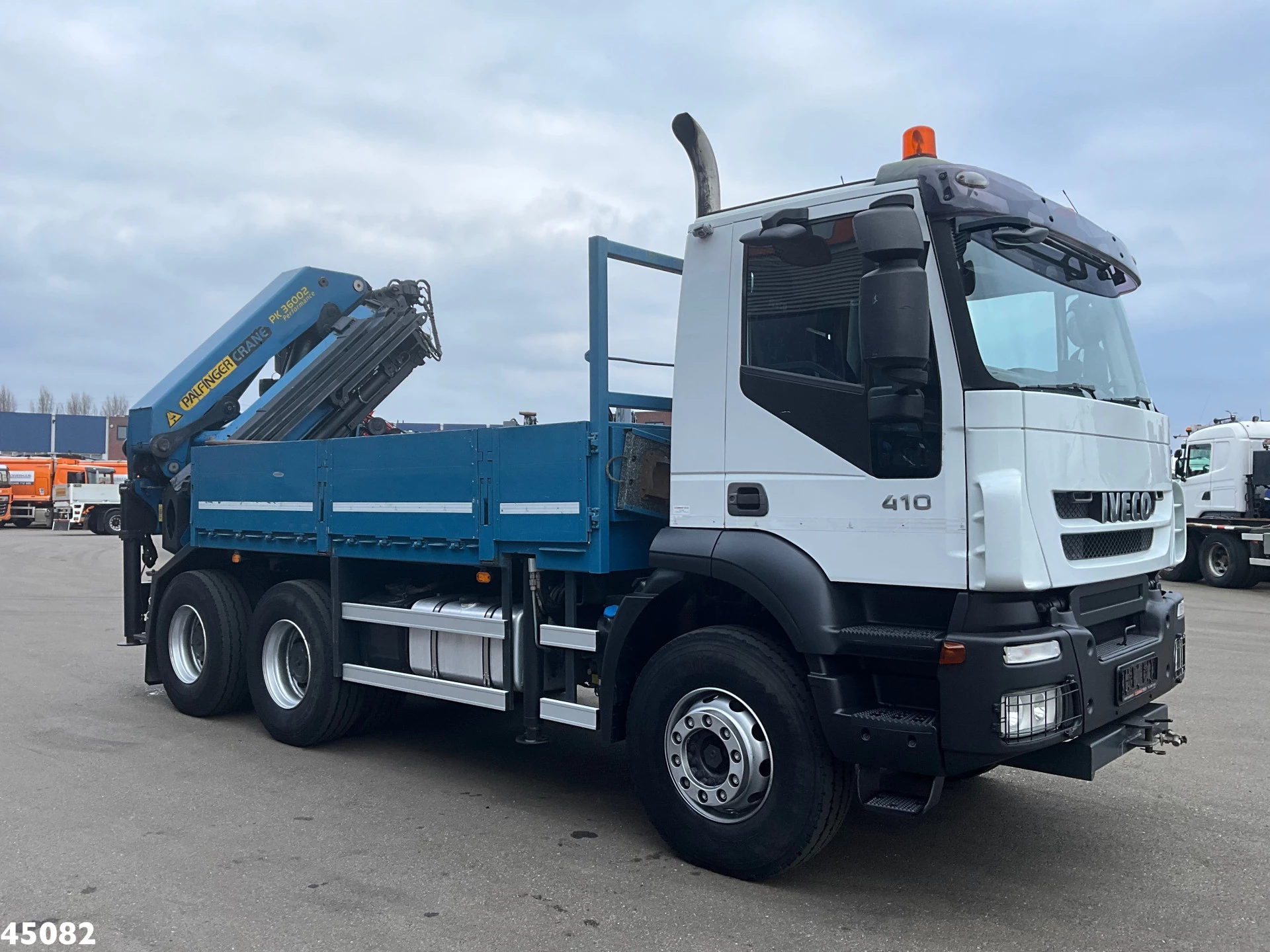 Iveco Trakker 2008 - 260T41 Euro 5 6x4 Full Steel Palfinger 36 Tm laadkraan Just 133.291 km! Bild 5