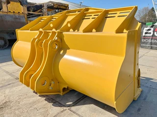 Cat 2026 - 988H Bucket New / Unused Dutch fabrication Hardox obrázek 3 náhled
