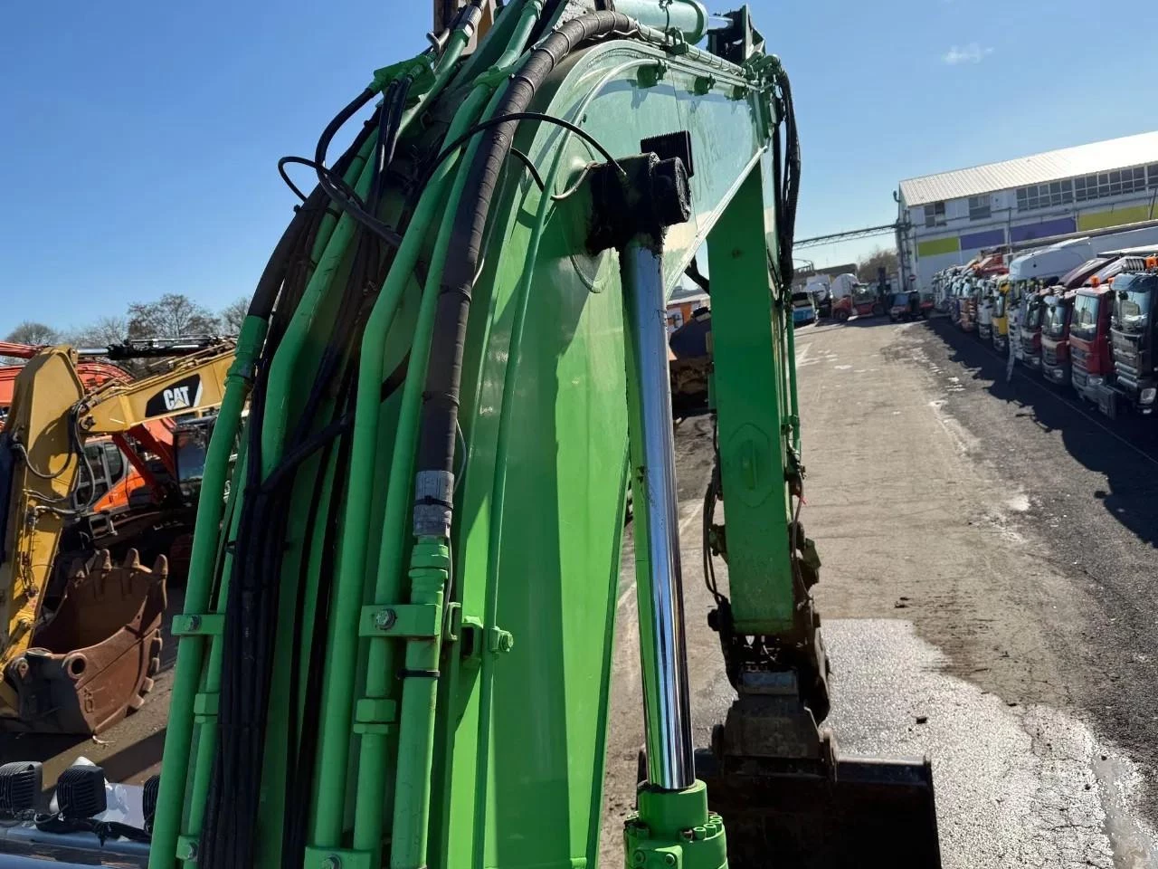 Hitachi ZAXIS ZX300LC-6 2016 obrázek 24