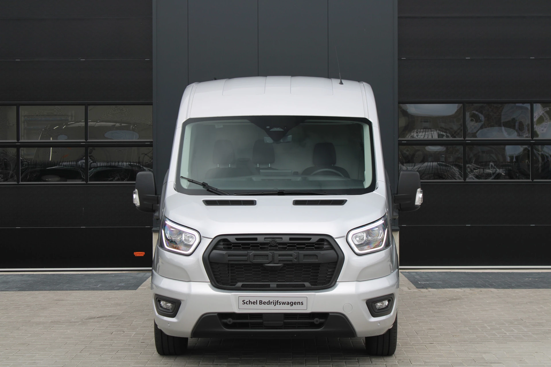 Ford Transit 2024 - 350 2.0 TDCI L3H2 Limited Raptor 165pk - LUCHTVERING - ACC - Blind Spot - 360 camera - Raptor Grill - Stoel-Stuurverwarming - Trekhaak - Rijklaar zdjęcie 18
