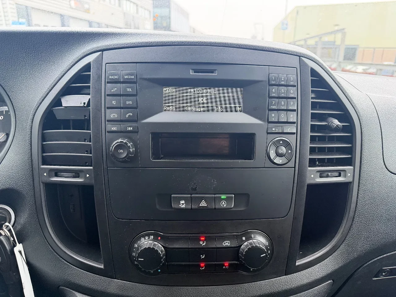 Mercedes-Benz Vito 2018 - 114CDI L2H1 Dubbelcabine Airco EURO 6 imagem 15