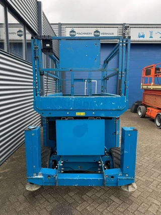 Genie 2012 - GS3369RT Hoogwerker Schaarhoogwerker Ruwterrein image 2 thumbnail