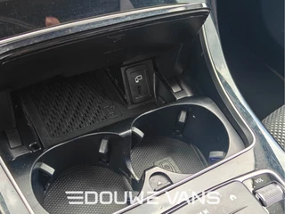 Mercedes-Benz GLC 2021 - 300e 4MATIC Panorama Luchtvering Trekhaak image 20
