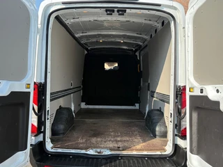 Ford Transit 2022 - 2.0TDCI 130PK L3H2 Cruisecontrol / Camera / Trekhaak / Euro6 afbeelding 3 miniatuur