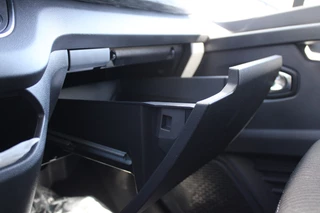 Renault Trafic 2024 - 2.0 Blue dCi 170pk T29 L2H1 Extra DC - 2x Schuifdeur - Carplay - LED - Blind Spot - Navigatie - Camera - Trekhaak - Stoelverwarming - Rijklaar obrazek 34