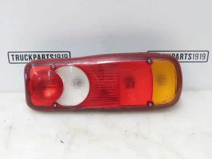 Iveco - Lighting Achterlicht Re. Iveco afbeelding 1