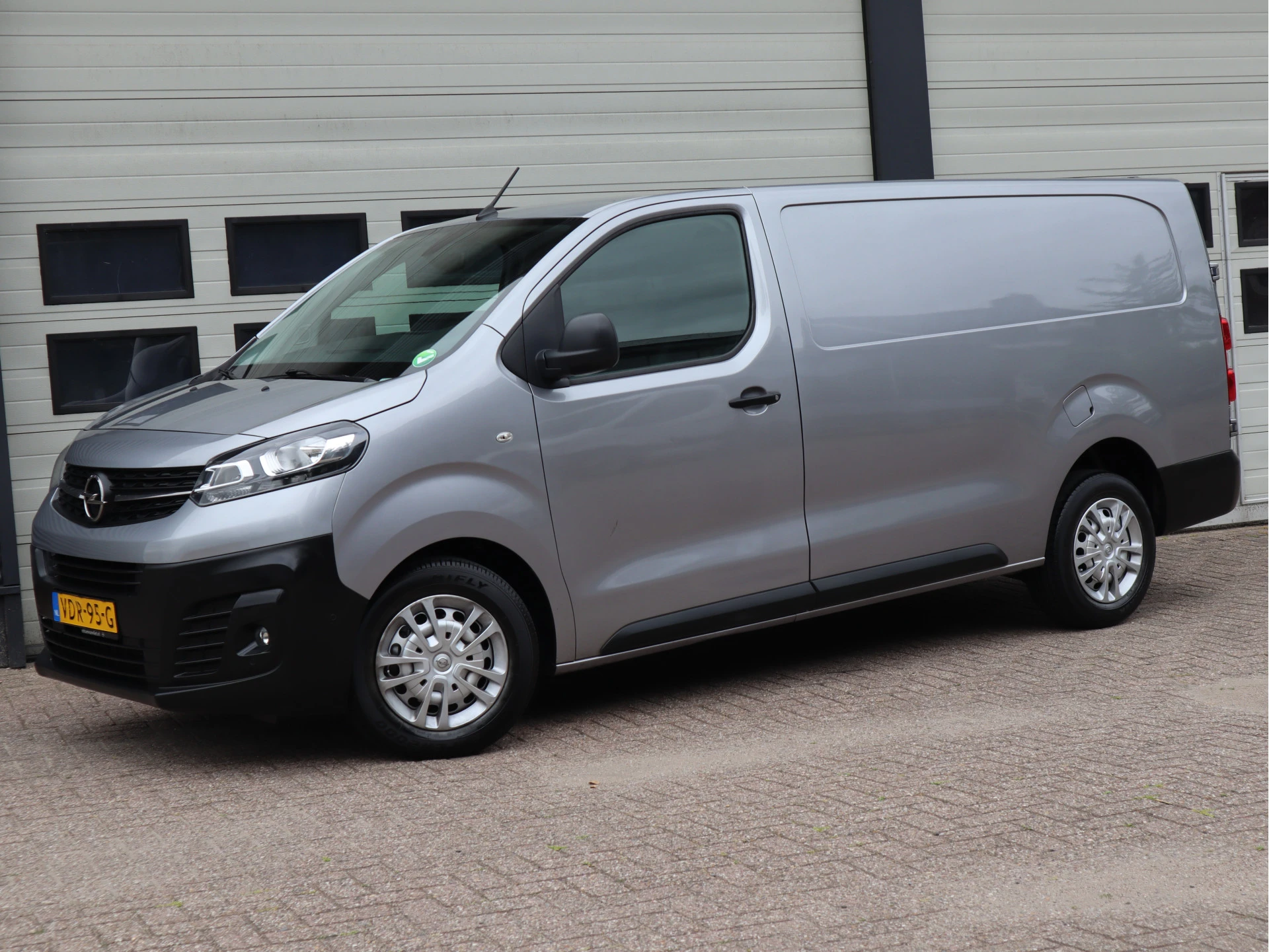 Opel Vivaro 2019 - 2.0 CDTI 123pk Euro 6 Automaat - L3 - Airco - Cruise - Trekhaak obrázek 5