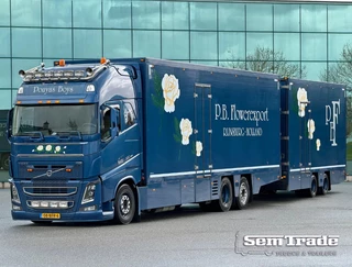 Volvo FH 2015 - 16.650 XL 6X2 FULL AIR FULL OPTIONS SIDE DOOR TOP CONDITION HOLLAND-COMBI te koop