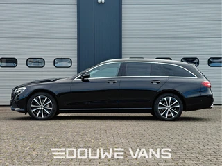 Mercedes-Benz E-Klasse 2022 - 300e LED Carplay Camera Navigatie Stoelverwarming afbeelding 2 miniatuur