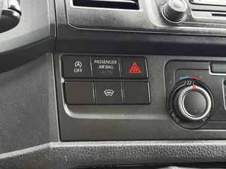 Volkswagen Transporter 2019 - 2.0 TDI 102 PK / L1H1 / 1e EIG. / ACHTERKLEP / AIRCO / CRUISE / CAMERA / VERWARMDE VOORRUIT bild 18