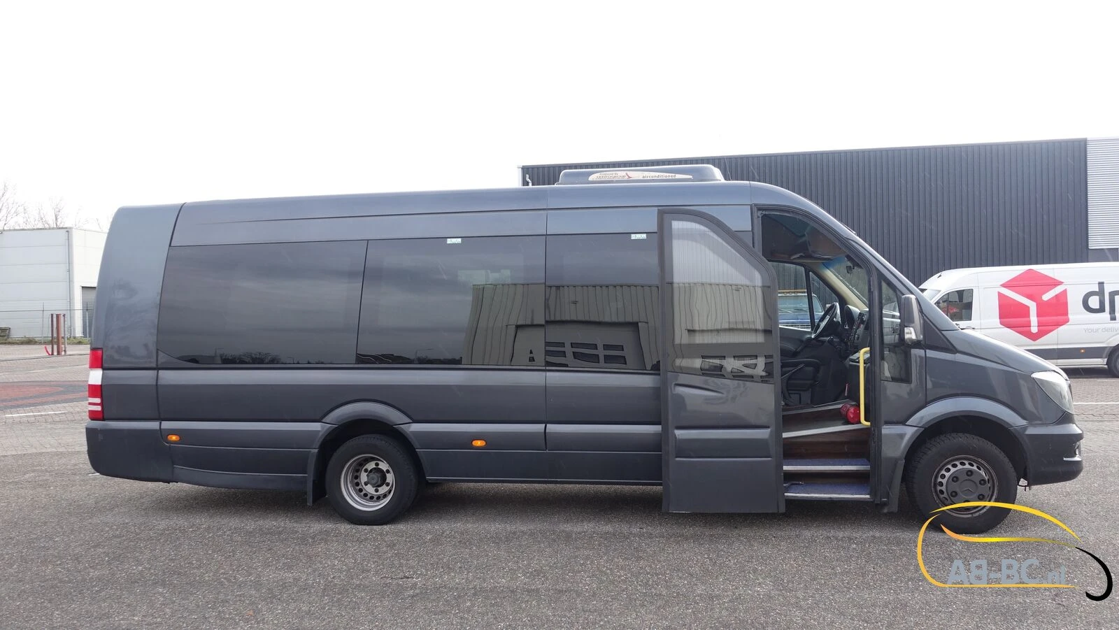 Mercedes-Benz Sprinter 2018 - 516 - 21 Seats EURO 6 image 4