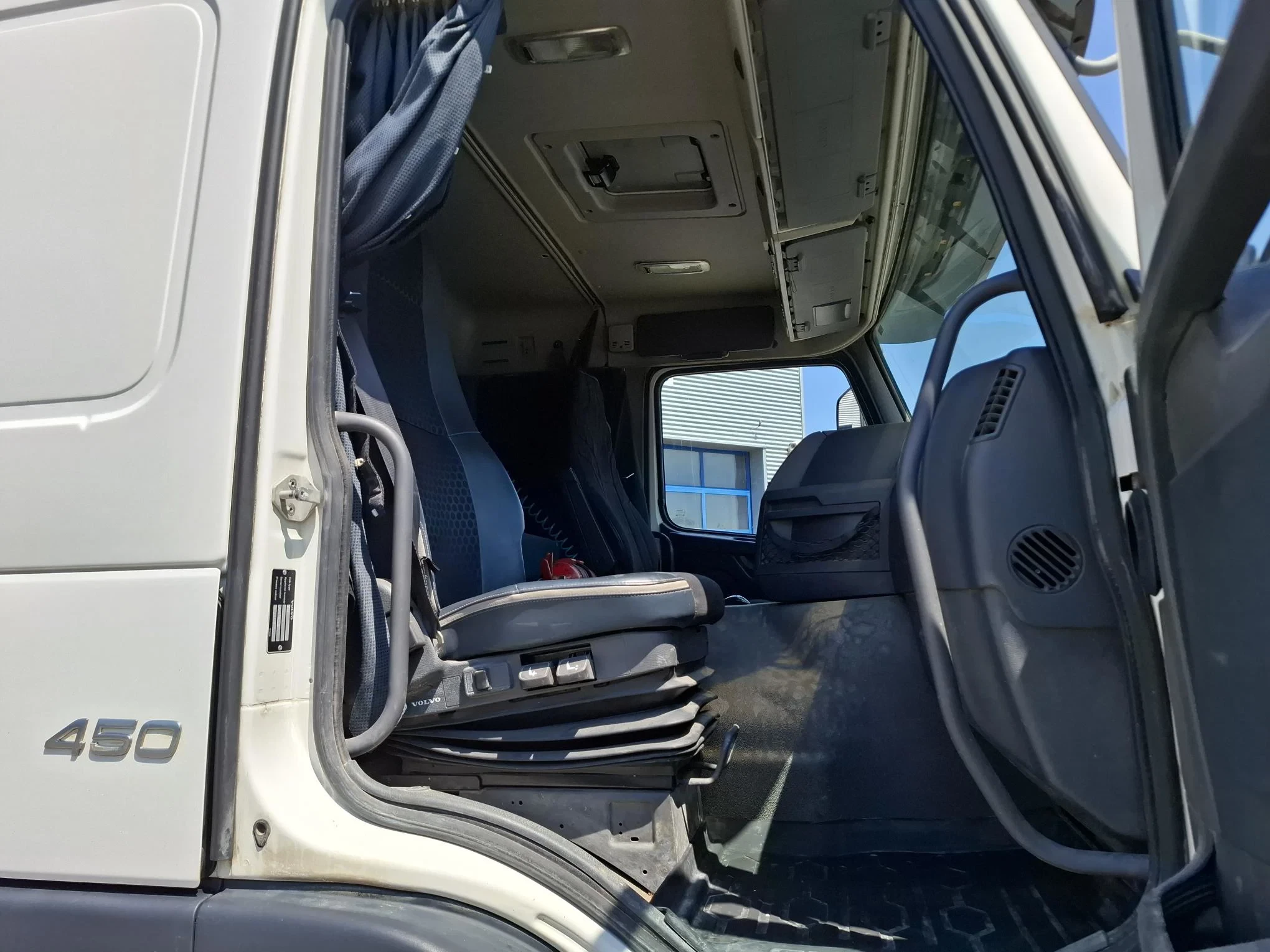 Volvo FMX11-450 2012 - / HYDRAULICS / VEB / AIRCO / AUTOMATIC / EURO-5 / 2012 obrázek 25