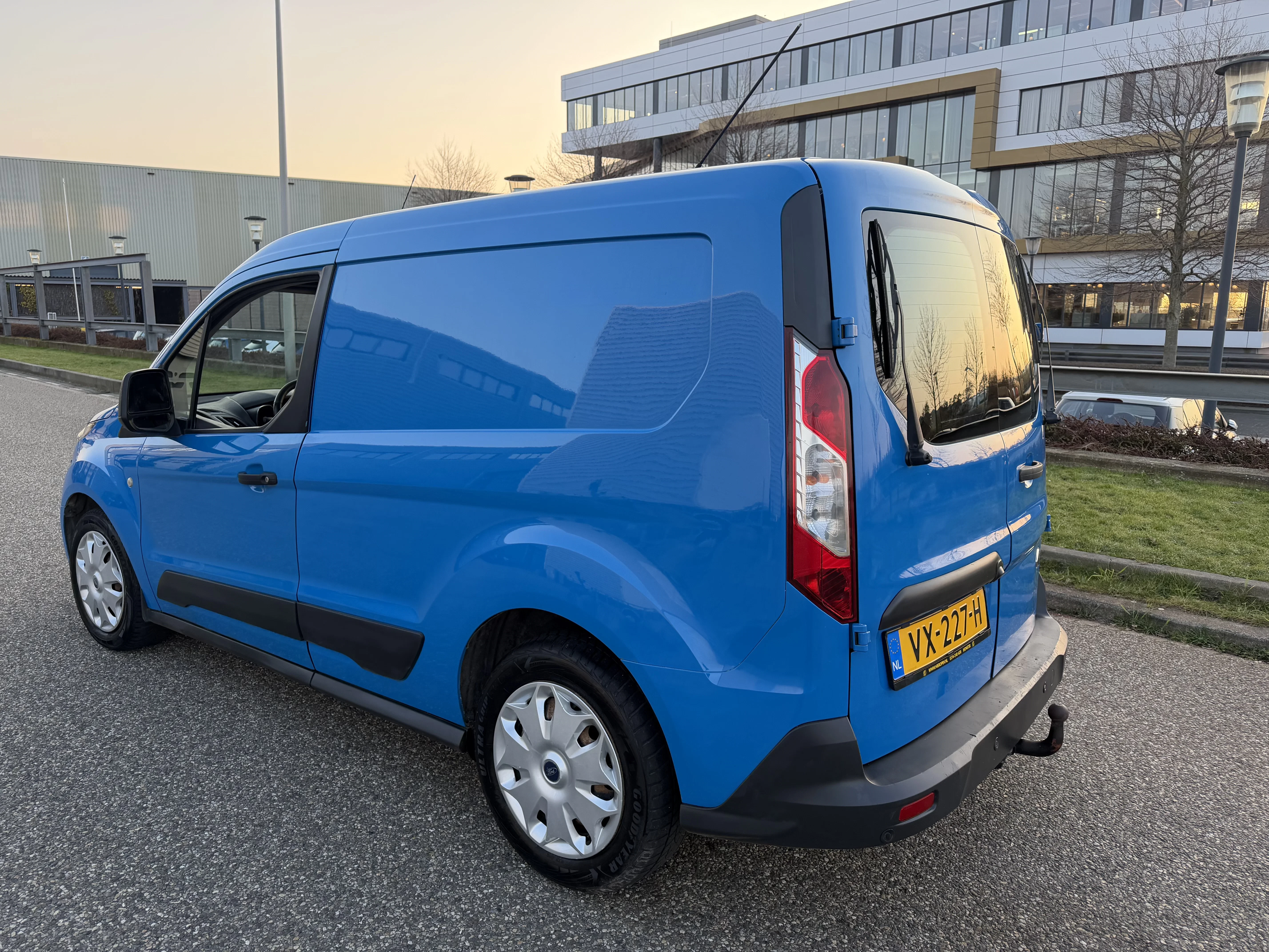 Ford Transit Connect 2016 - 1.5TDCI L1H1 Airco Navi Cruisecontrol Trekhaak image 5