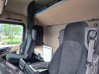 Mercedes-Benz Actros 2015 - 1945 / DOUBLE TANK / ONLY:508736 KM / 2XBED / FRIDGE / AUTOMATIC / EURO-6 / 2015 immagine 22