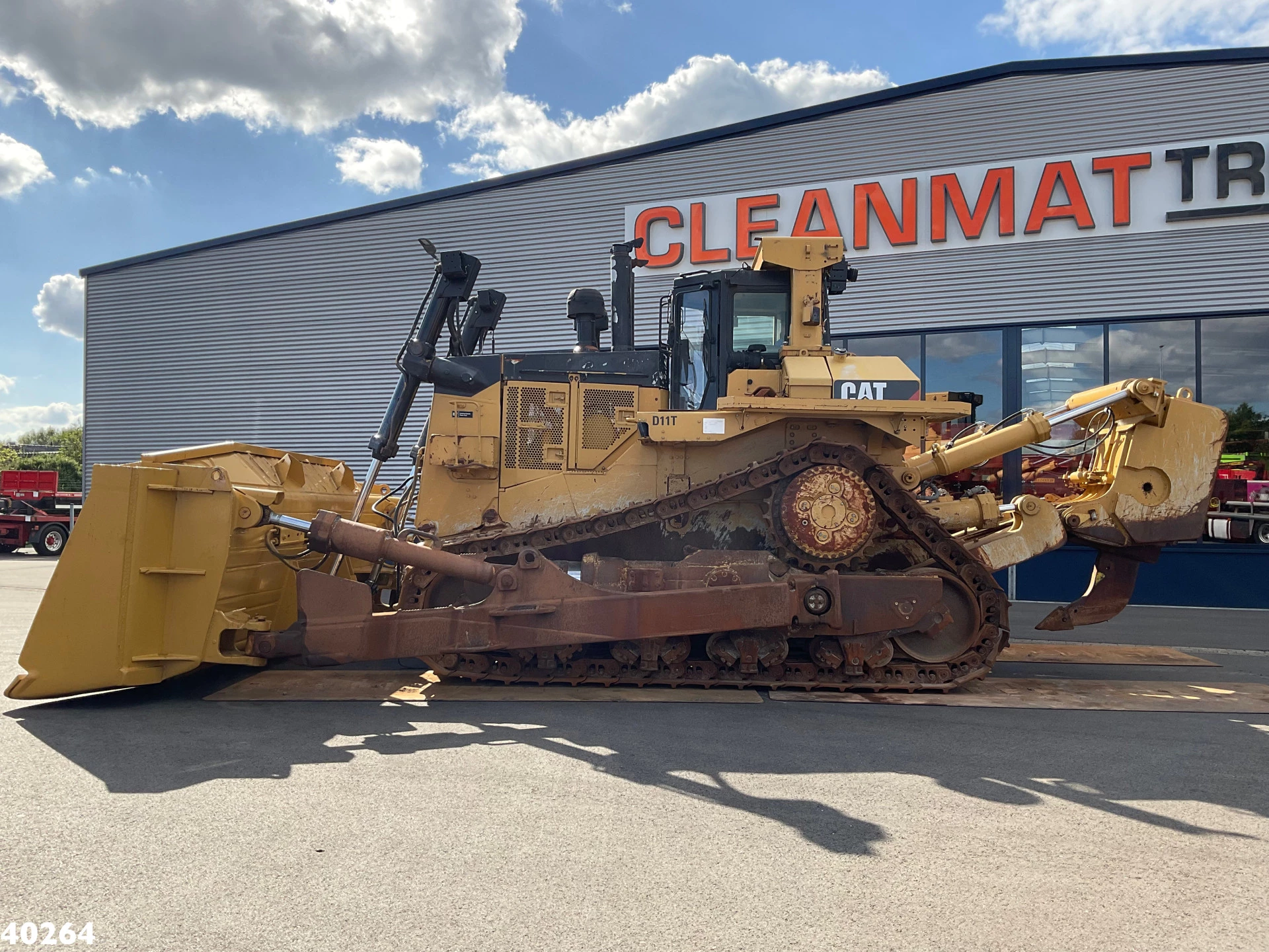 Caterpillar D11 Dozer + Ripper + EPA 2009 afbeelding 1